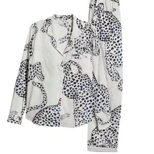 Desmond & Dempsey

2-Piece Jag-Print Cotton Pajama Set size xs